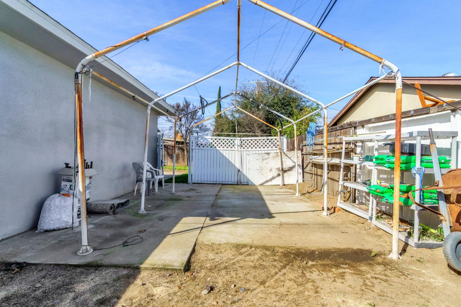 3495 E Dakota, Fresno, CA, 93726