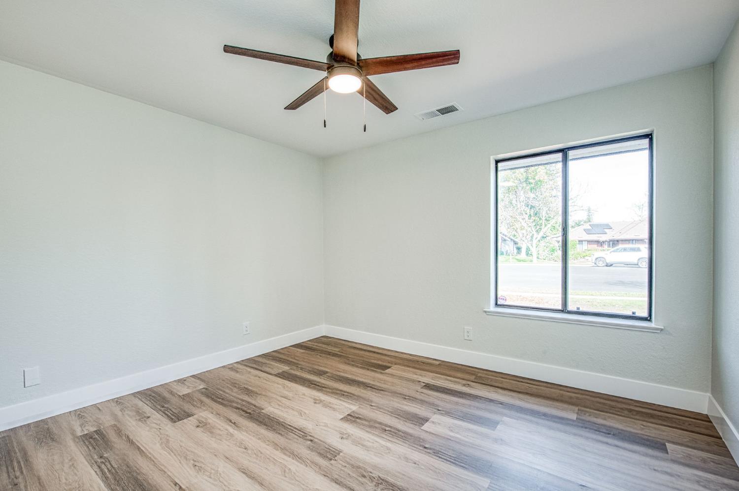 8453 N 1st Street, Fresno, CA, 93720