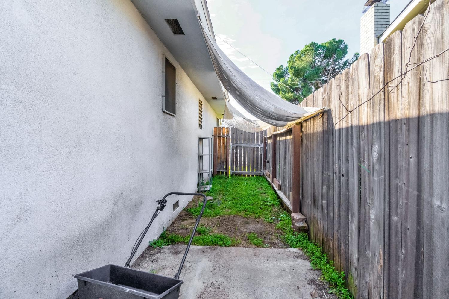 3495 E Dakota, Fresno, CA, 93726