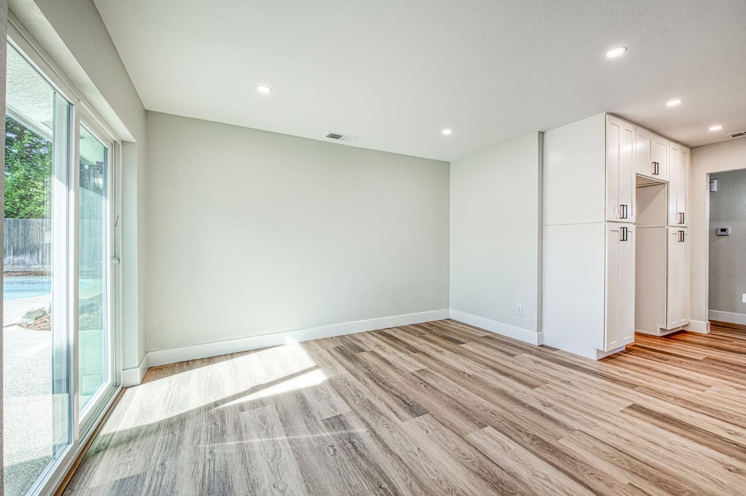 8453 N 1st Street, Fresno, CA, 93720