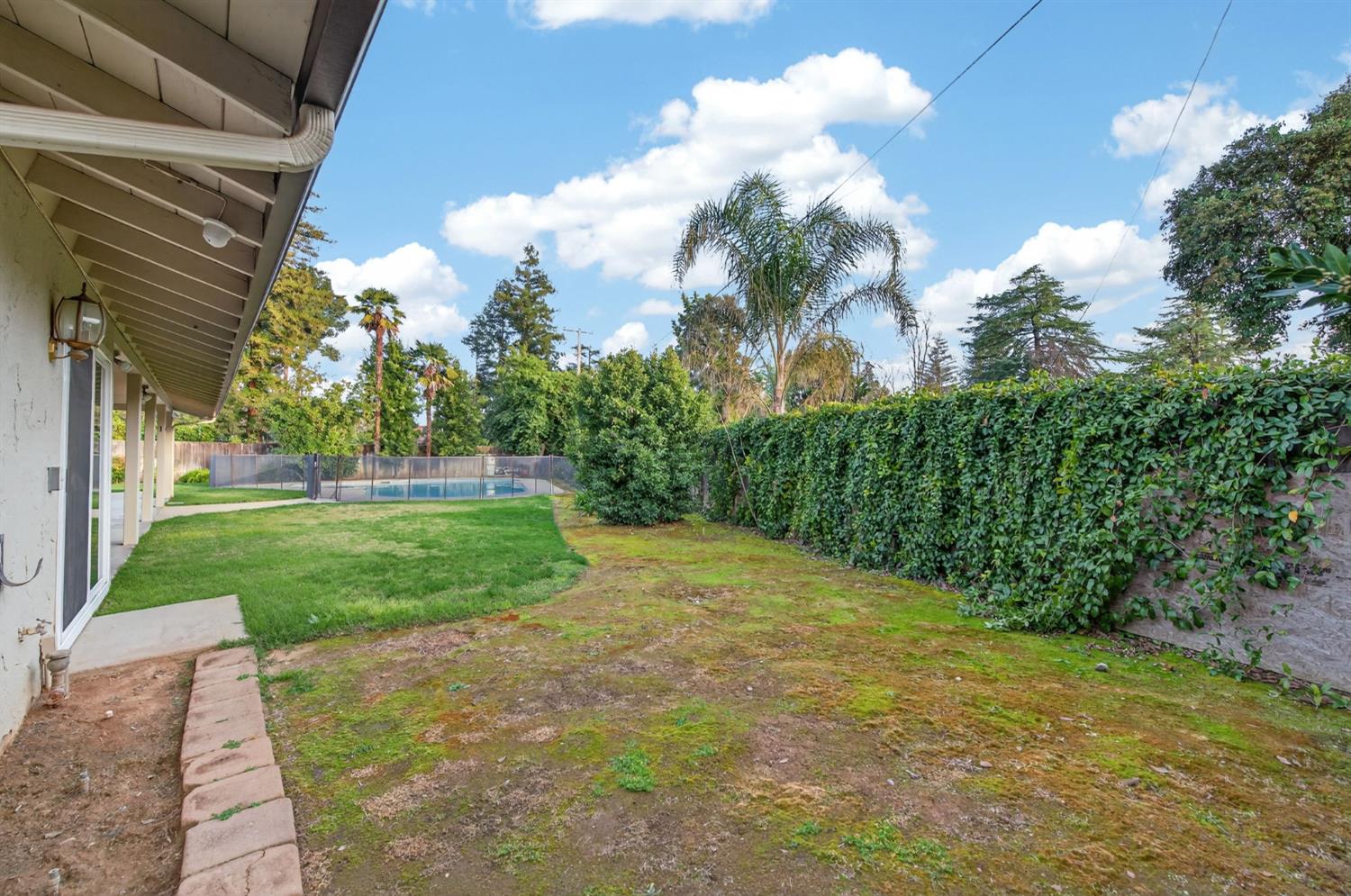 2805 W Spruce Avenue, Fresno, CA, 93711