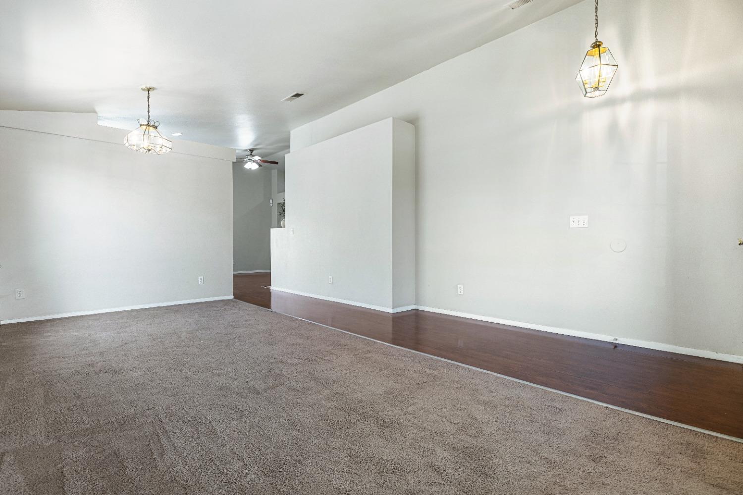 Single Family in Fresno - photo 3