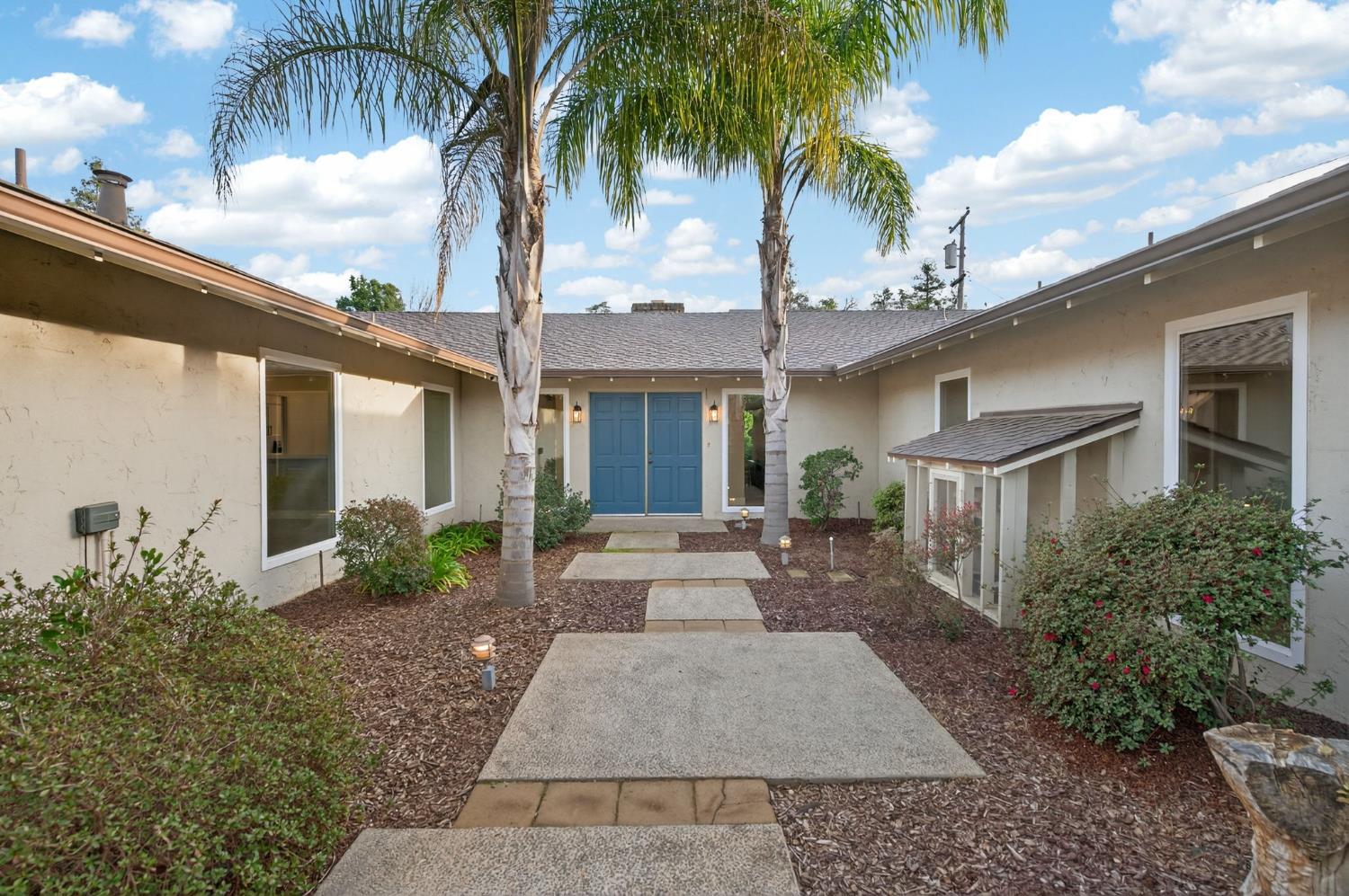 2805 W Spruce Avenue, Fresno, CA, 93711