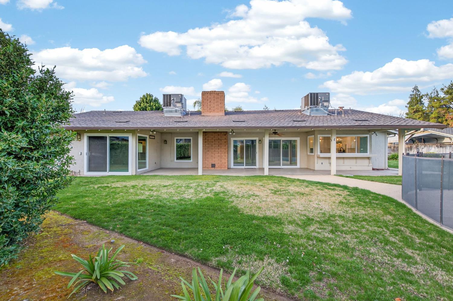 2805 W Spruce Avenue, Fresno, CA, 93711