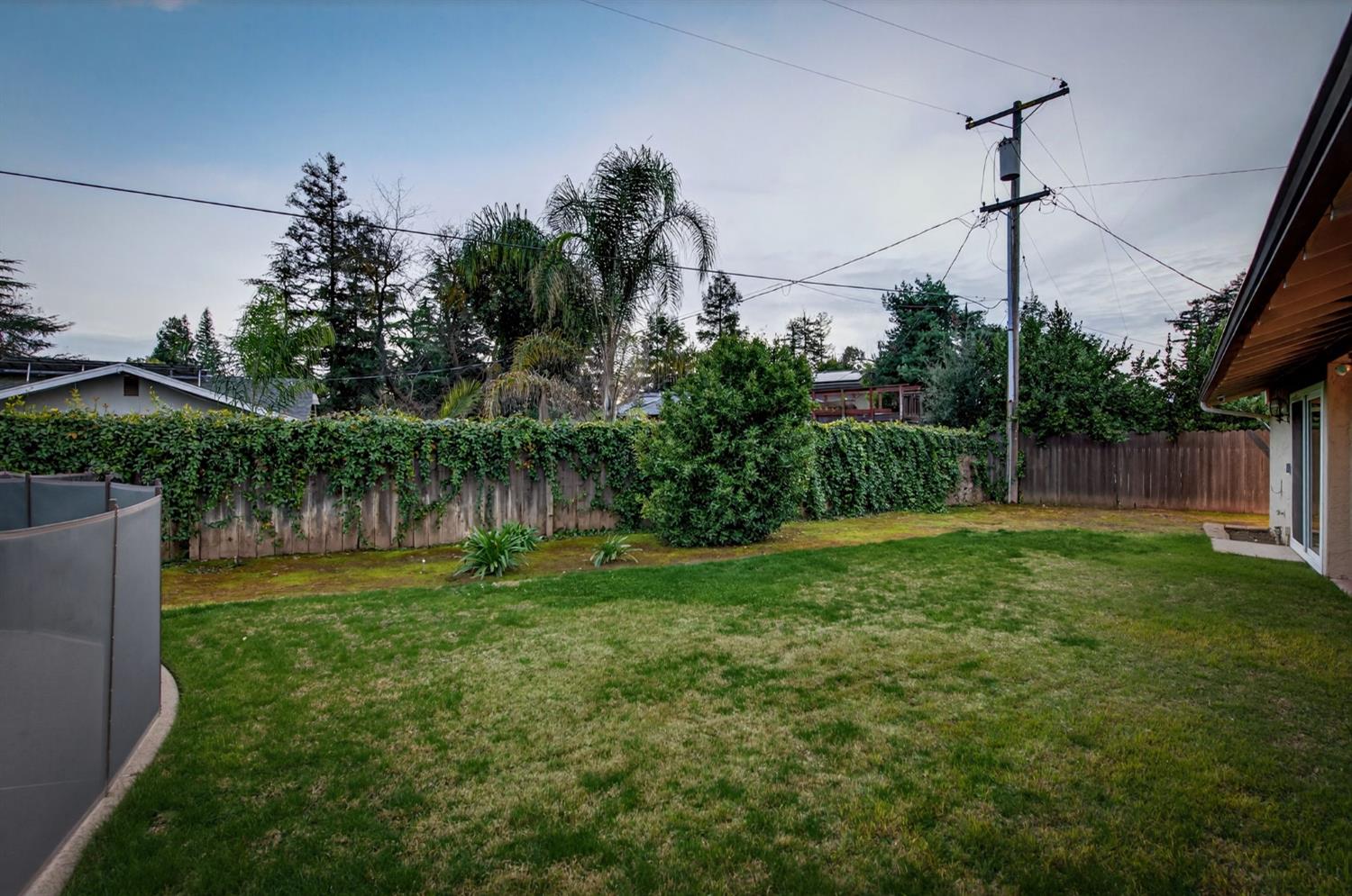 2805 W Spruce Avenue, Fresno, CA, 93711