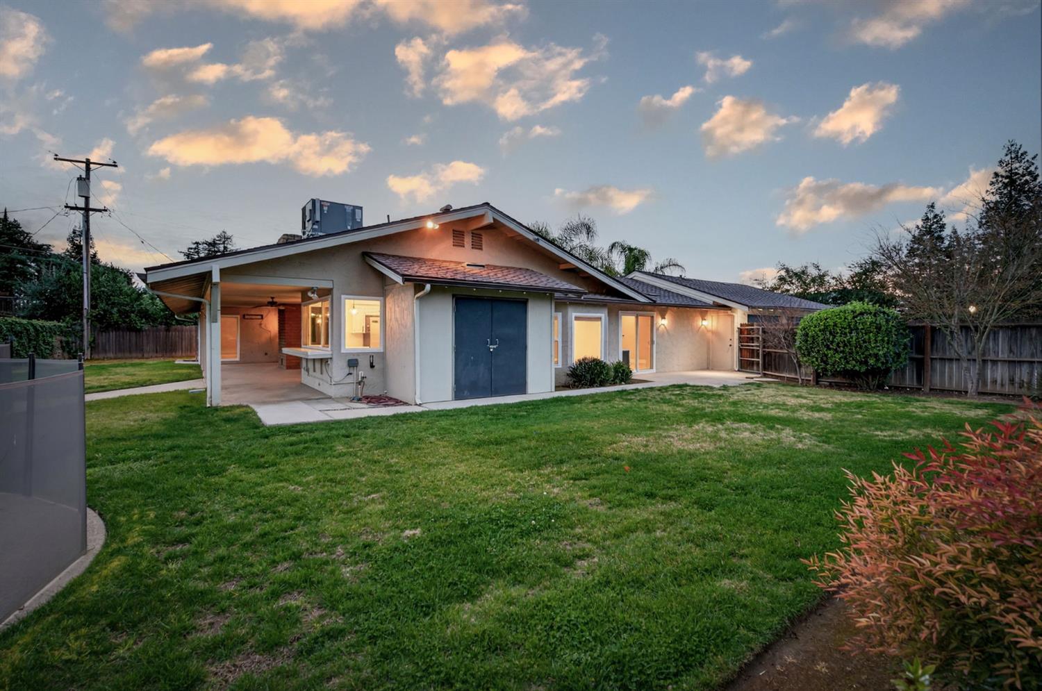 2805 W Spruce Avenue, Fresno, CA, 93711