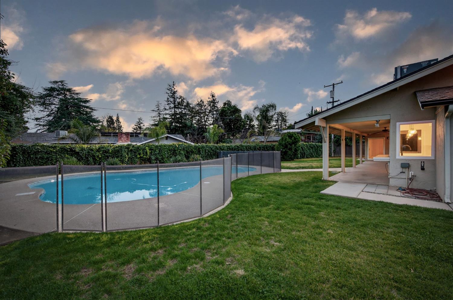 2805 W Spruce Avenue, Fresno, CA, 93711