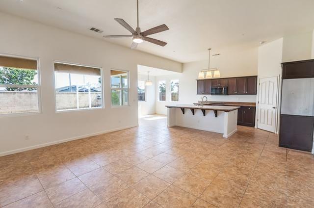 1043 La Jolla Avenue, Clovis, CA, 93619