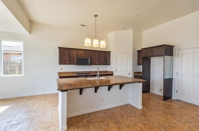 1043 La Jolla Avenue, Clovis, CA, 93619