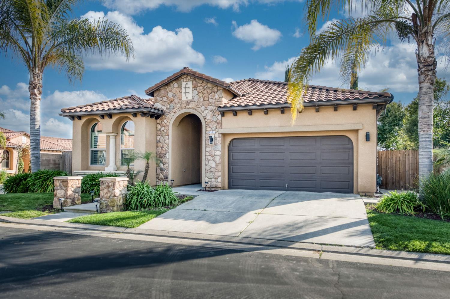 Single Family in Fresno - photo 3