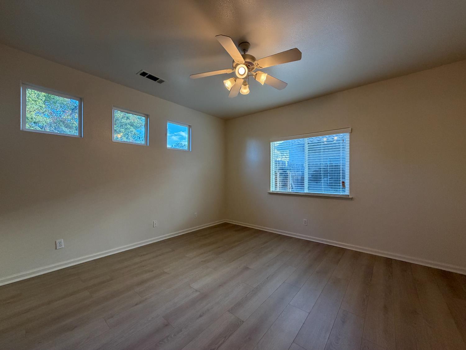 4723 W Clinton Avenue UNIT&nbsp;101, Fresno, CA, 93722