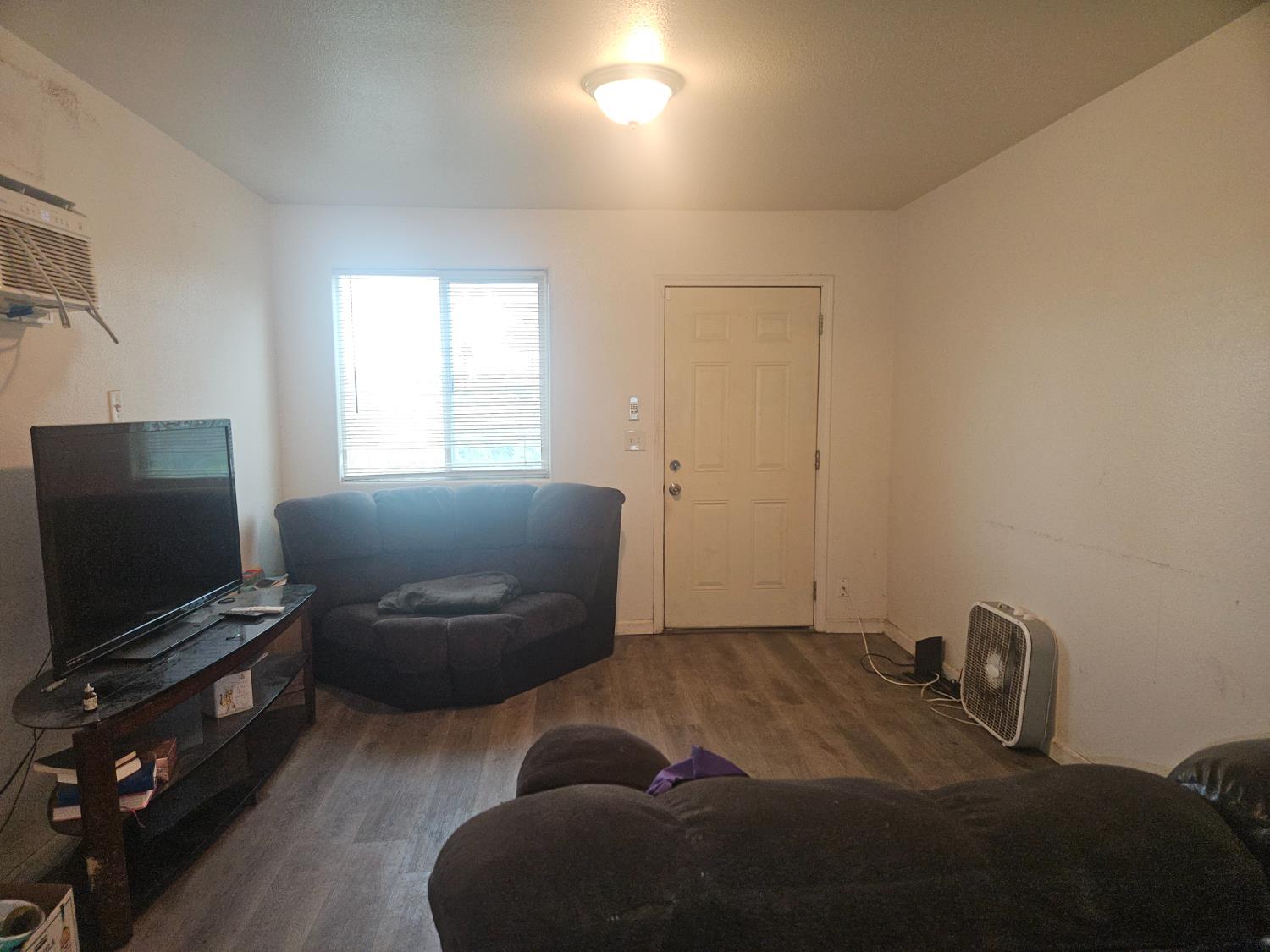 Single Family in Fresno - photo 3