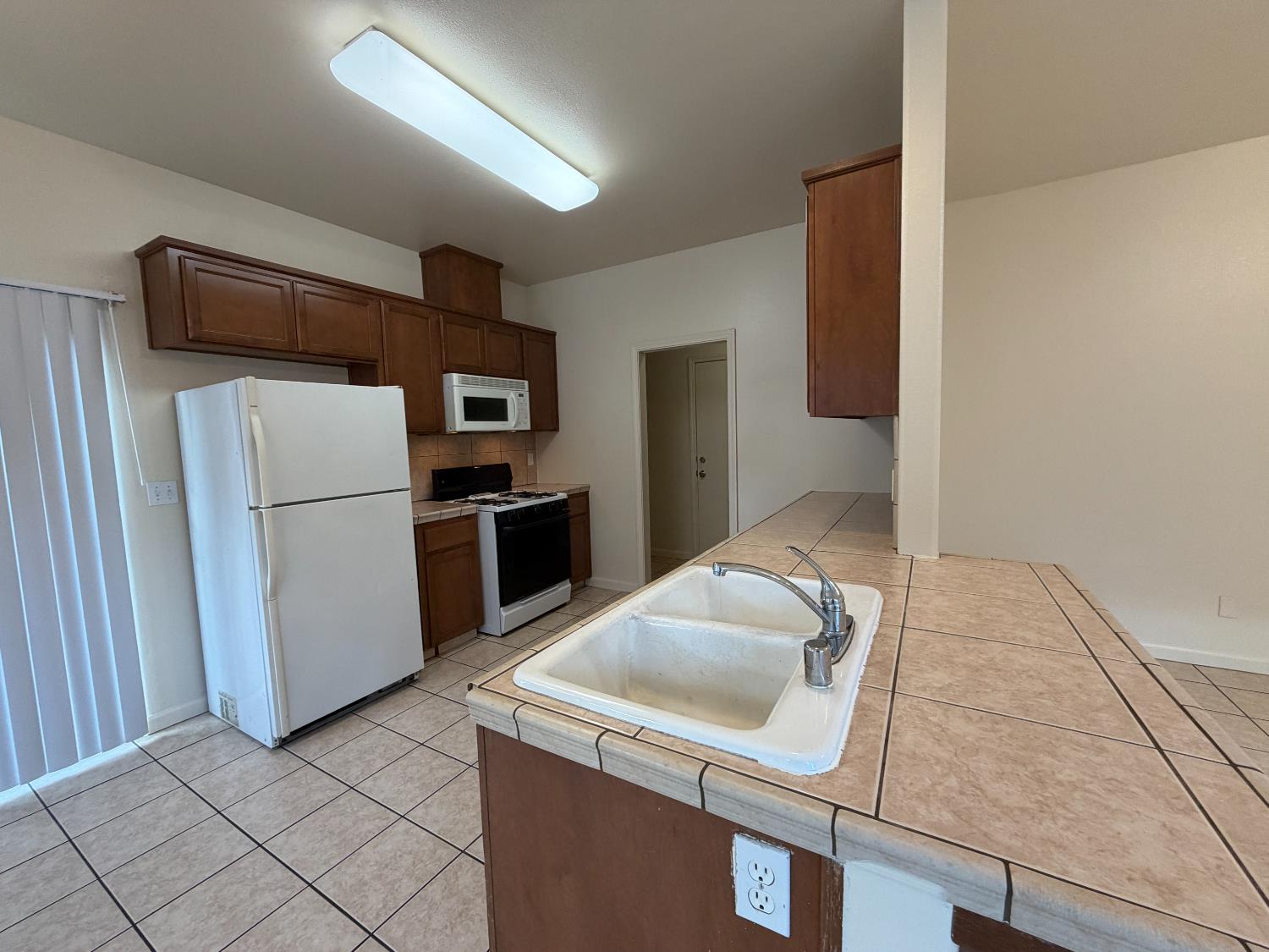 4723 W Clinton Avenue UNIT&nbsp;101, Fresno, CA, 93722