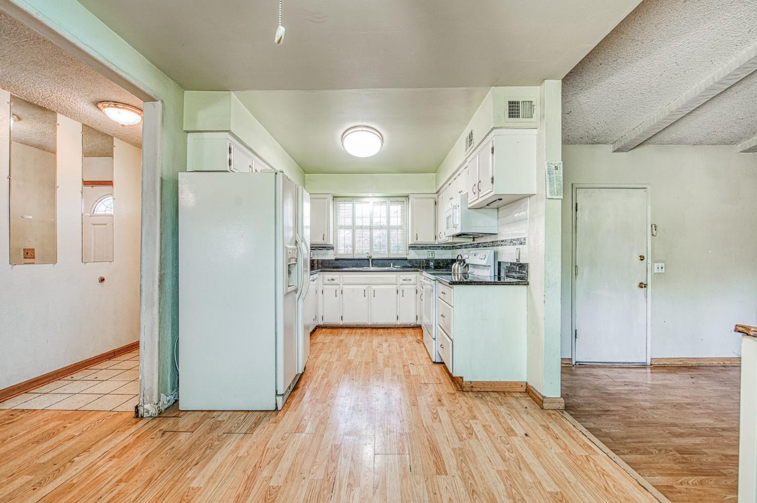 2306 Stanford Avenue, Clovis, CA, 93611