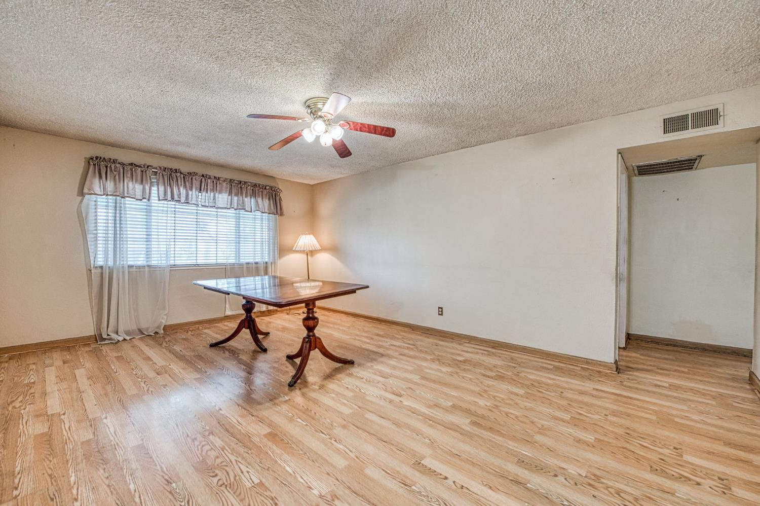 2306 Stanford Avenue, Clovis, CA, 93611