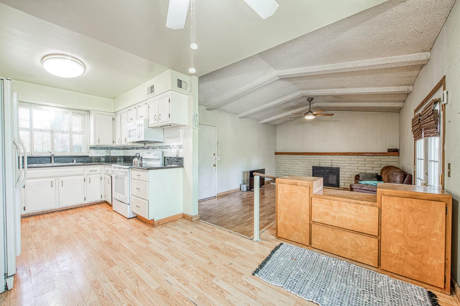 2306 Stanford Avenue, Clovis, CA, 93611