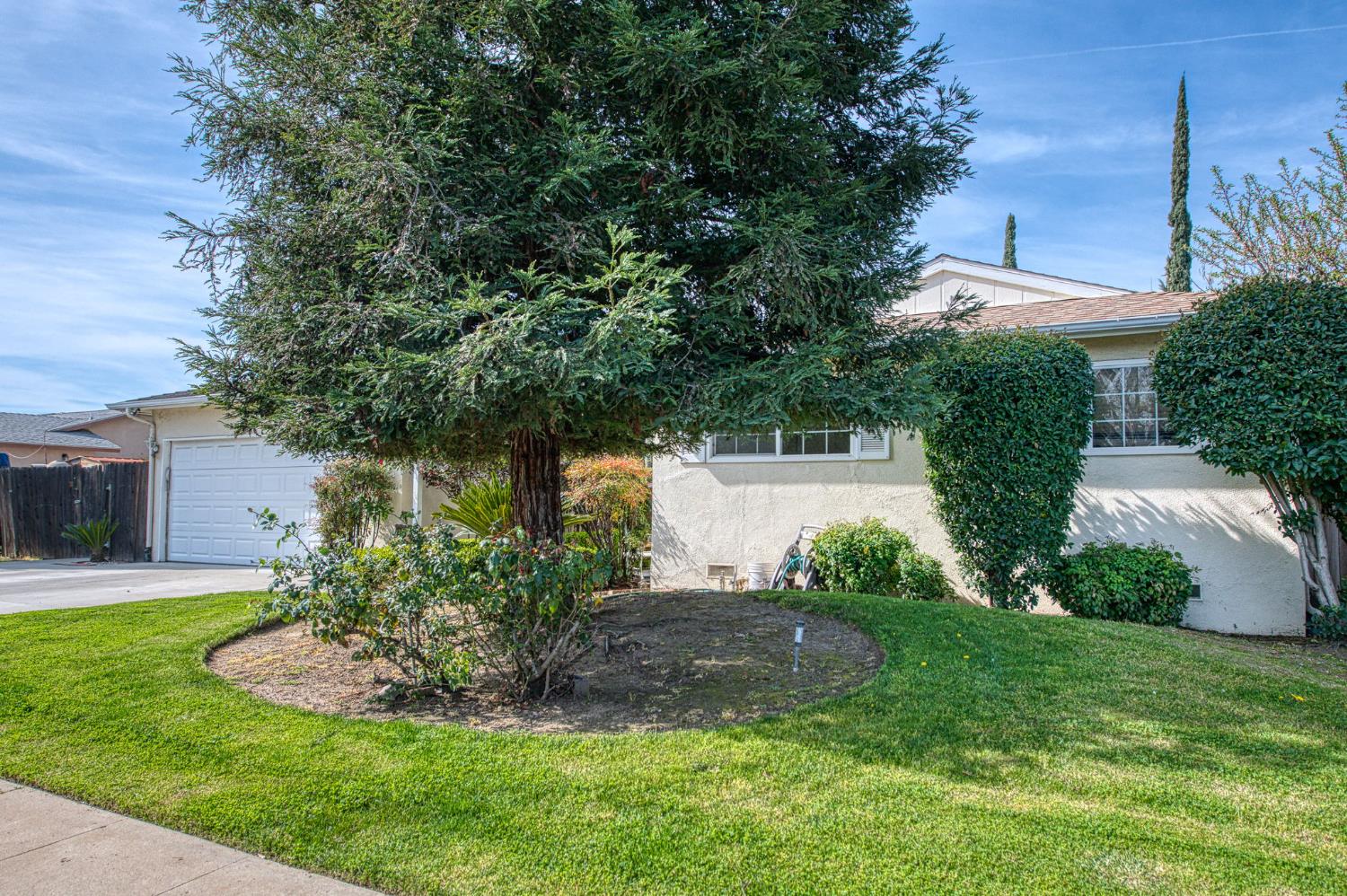 2306 Stanford Avenue, Clovis, CA, 93611