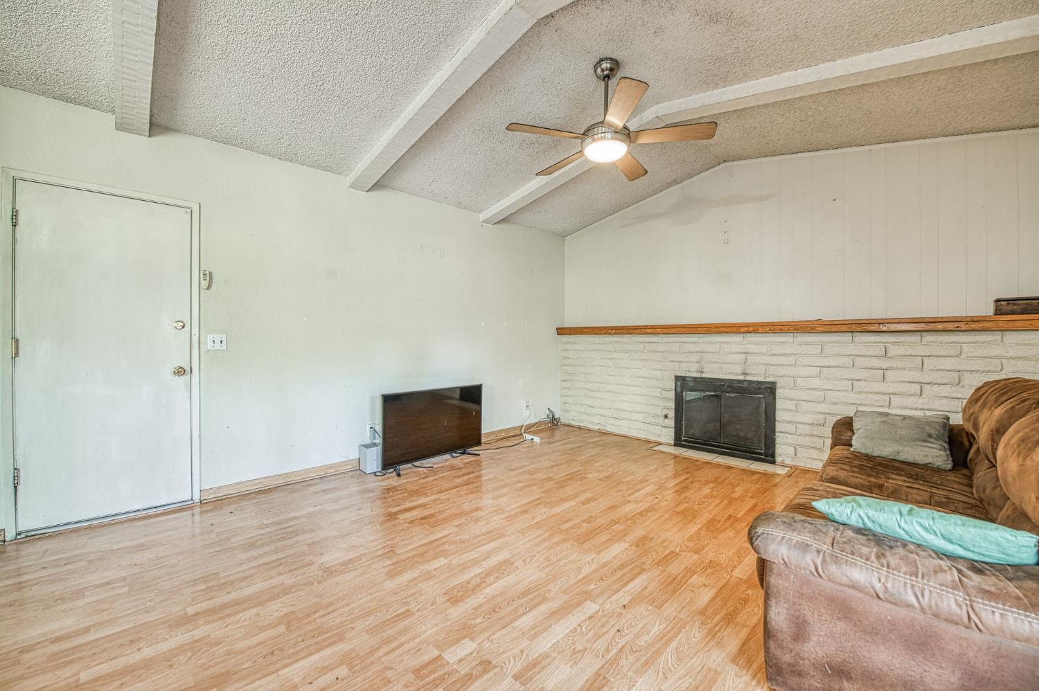 2306 Stanford Avenue, Clovis, CA, 93611