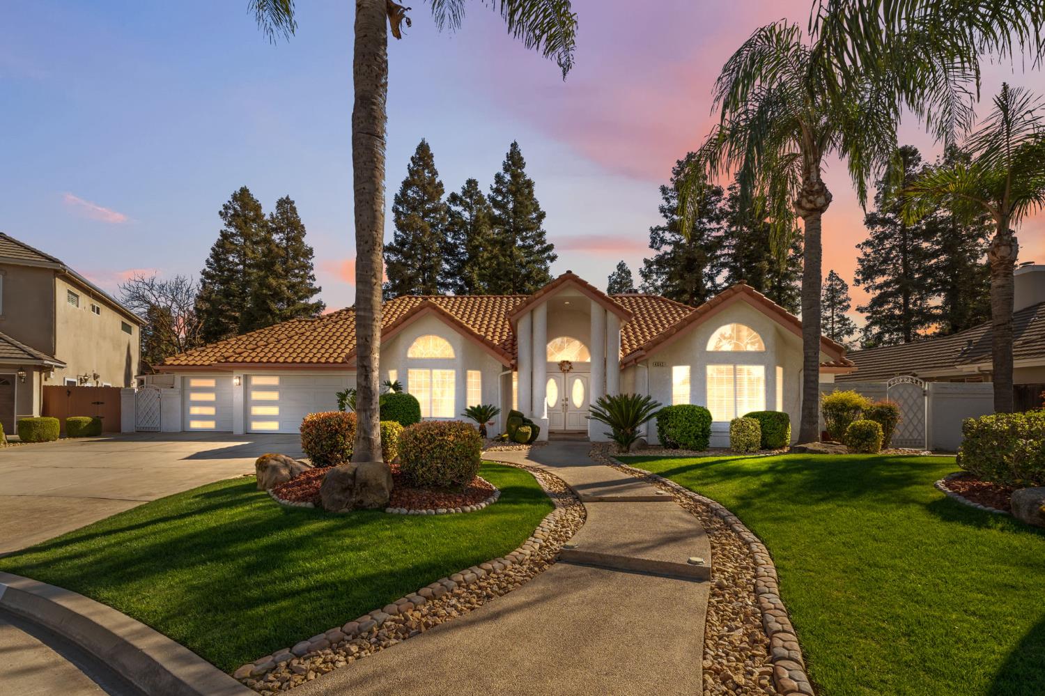 17617 W Belmont Avenue, Kerman, CA, 93630