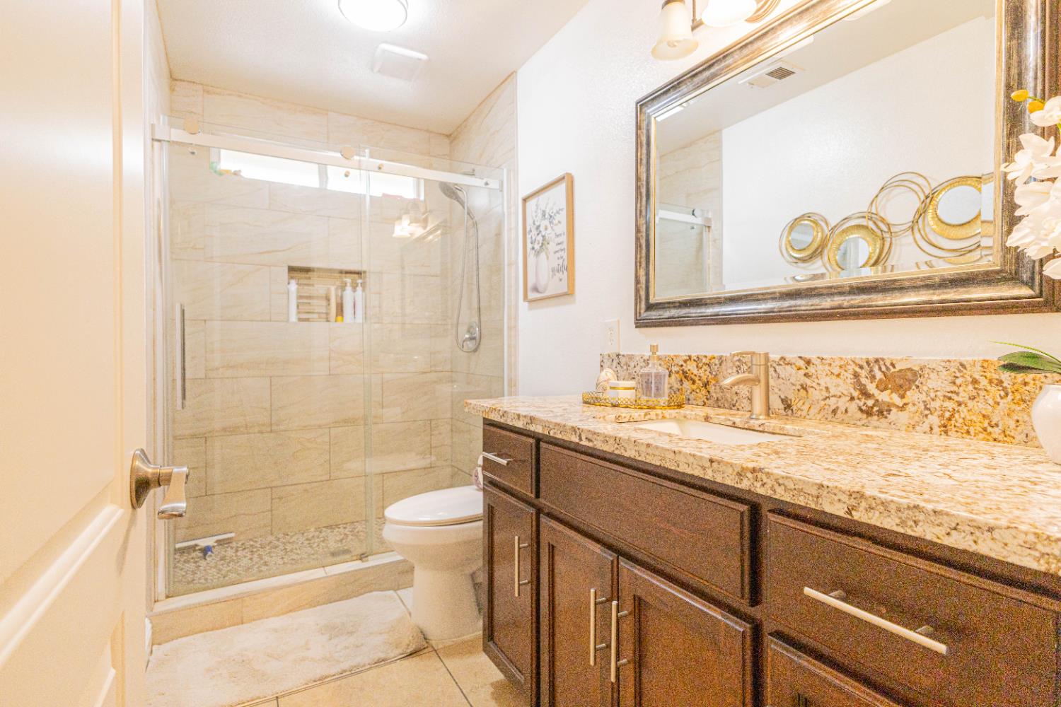 3806 N Cleo, Fresno, CA, 93722