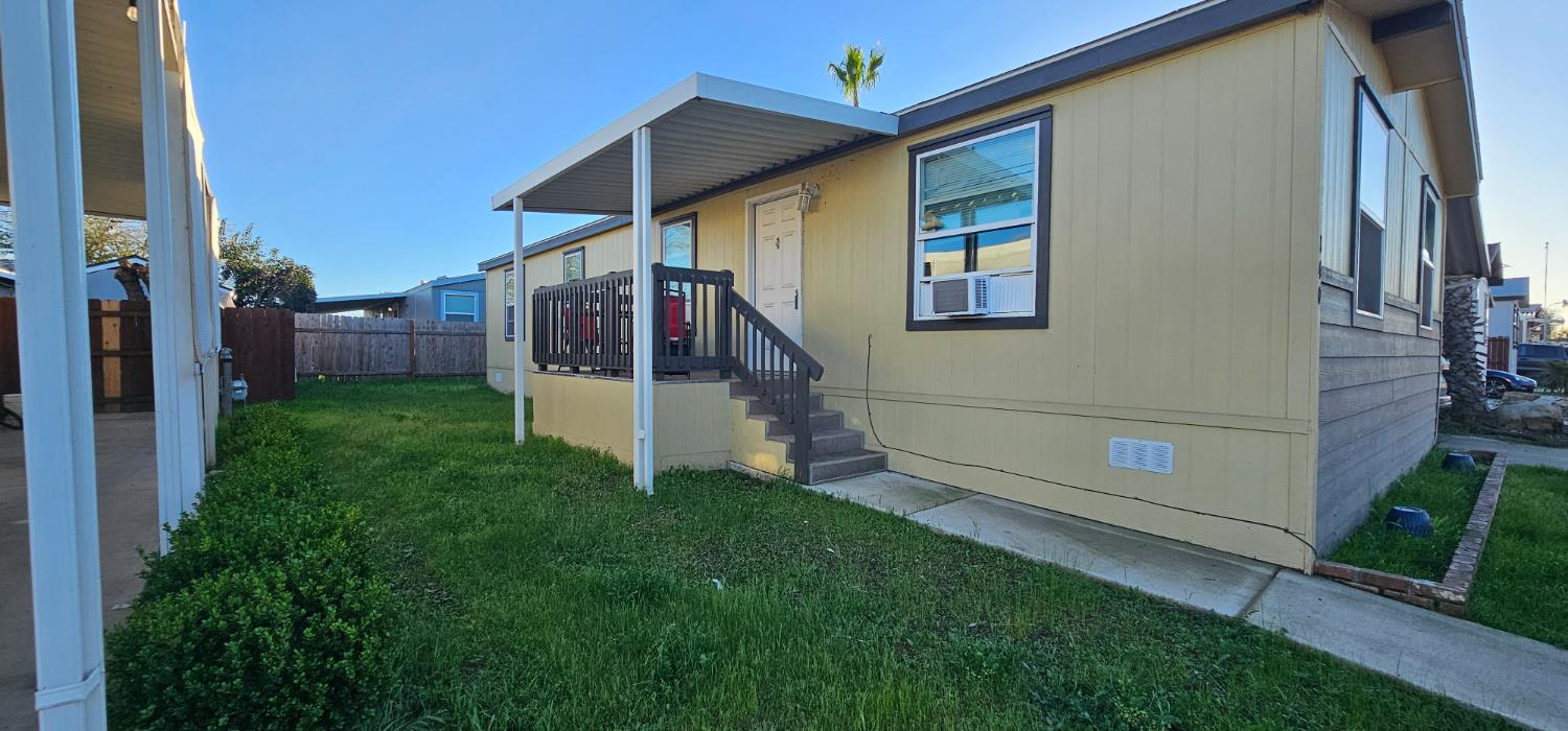 1218 E Cleveland Avenue UNIT&nbsp;142, Madera, CA, 93638