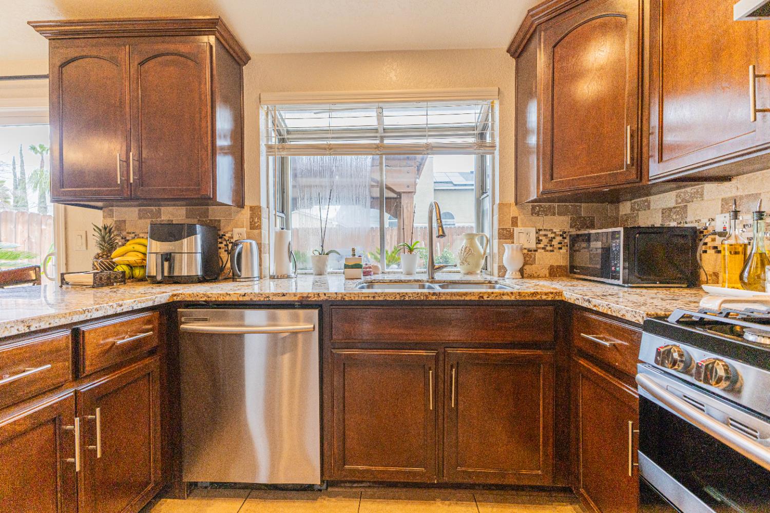 3806 N Cleo, Fresno, CA, 93722