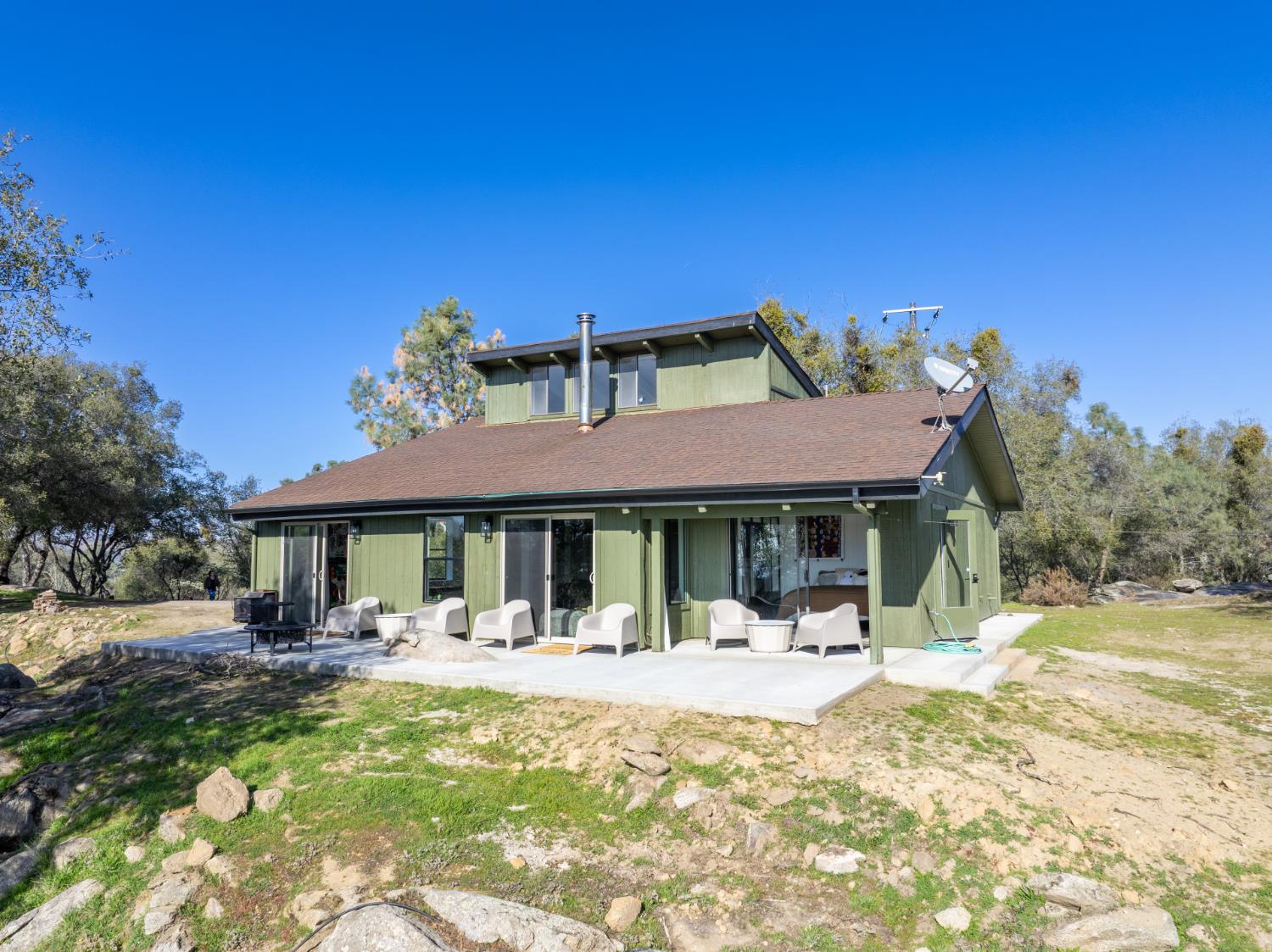Single Family in Coarsegold - photo 2