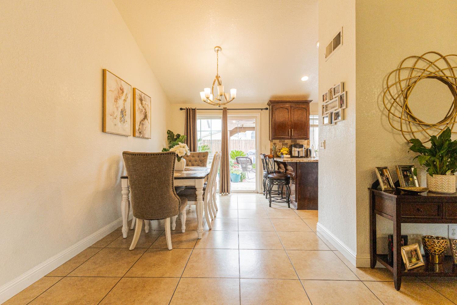 3806 N Cleo, Fresno, CA, 93722