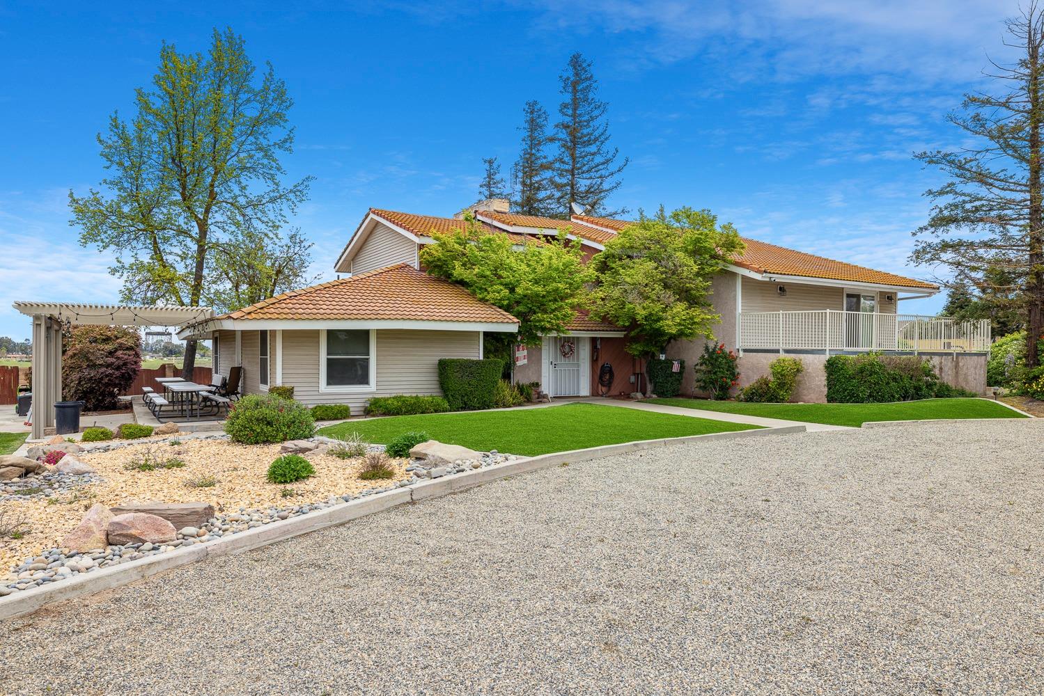 Single Family in Madera - photo 2