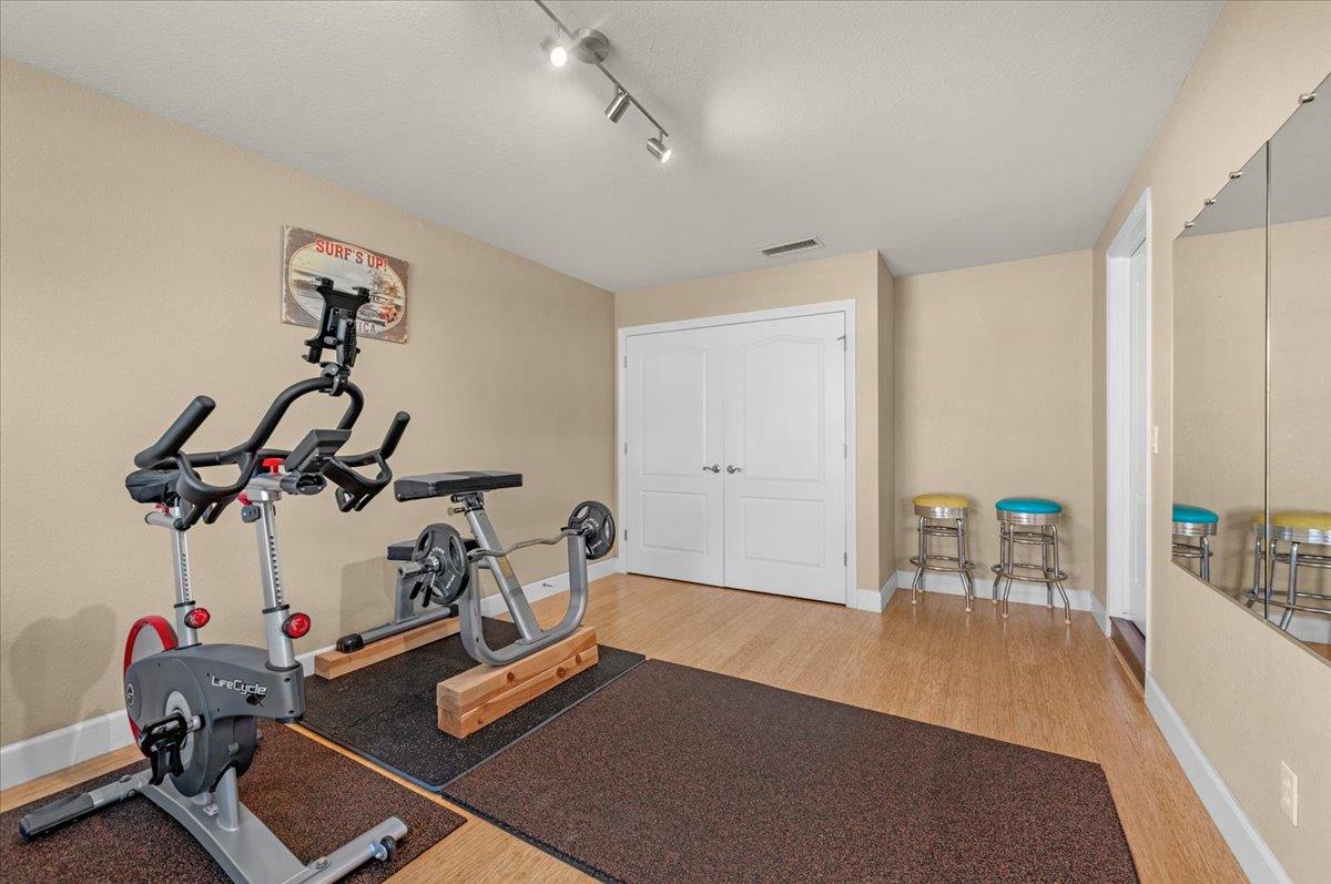 1779 E Niles Avenue, Fresno, CA, 93720