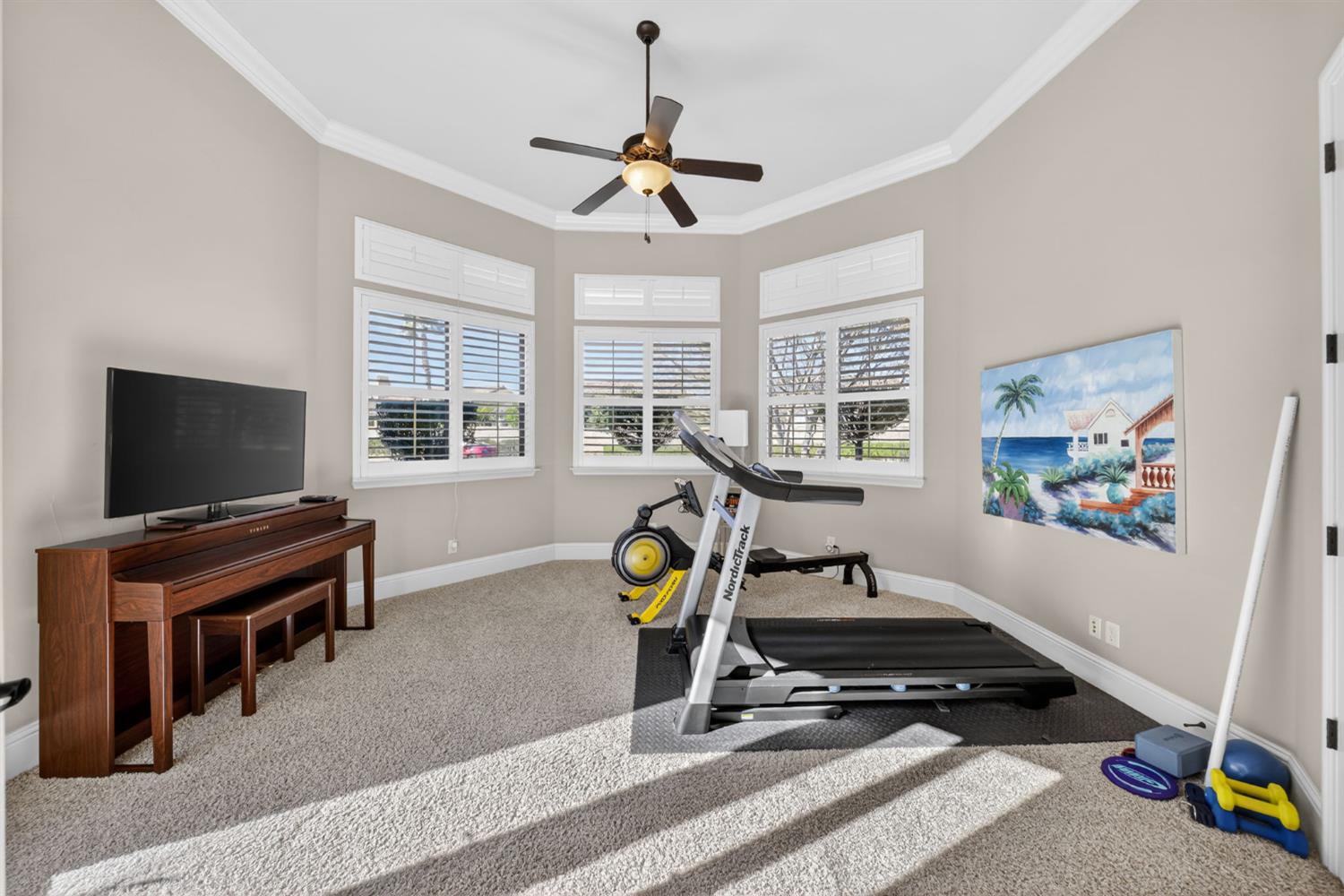 1783 E Clubhouse Drive, Fresno, CA, 93730