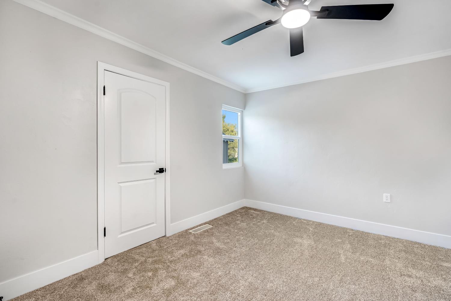 28718 Auberry Road, Prather, CA, 93651