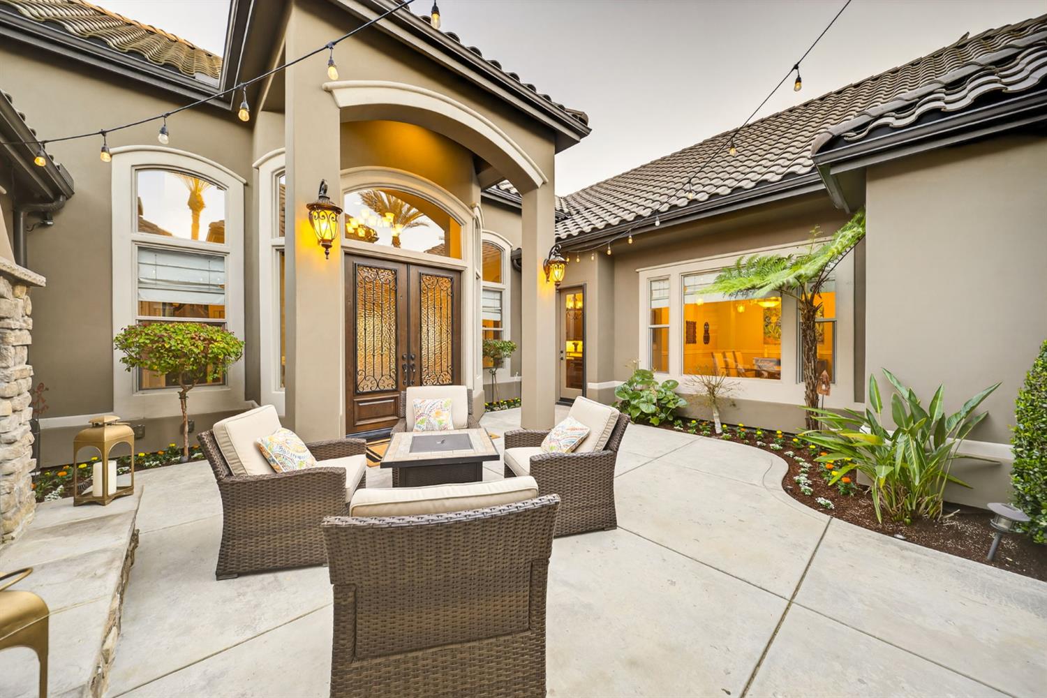 1783 E Clubhouse Drive, Fresno, CA, 93730