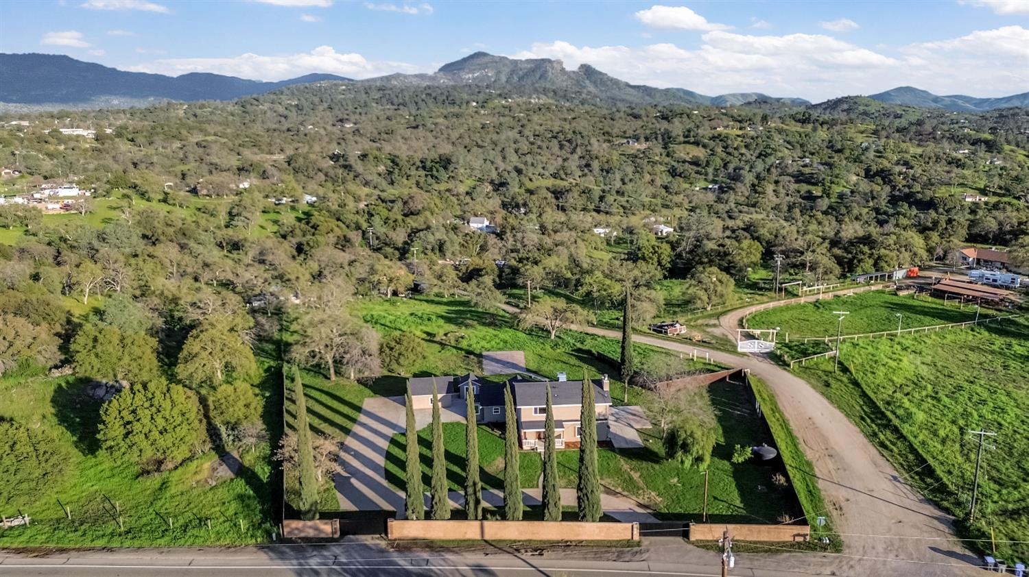 28718 Auberry Road, Prather, CA, 93651