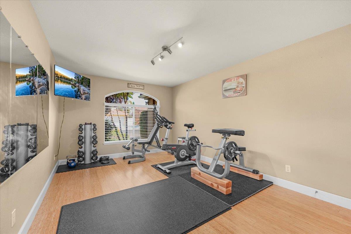 1779 E Niles Avenue, Fresno, CA, 93720