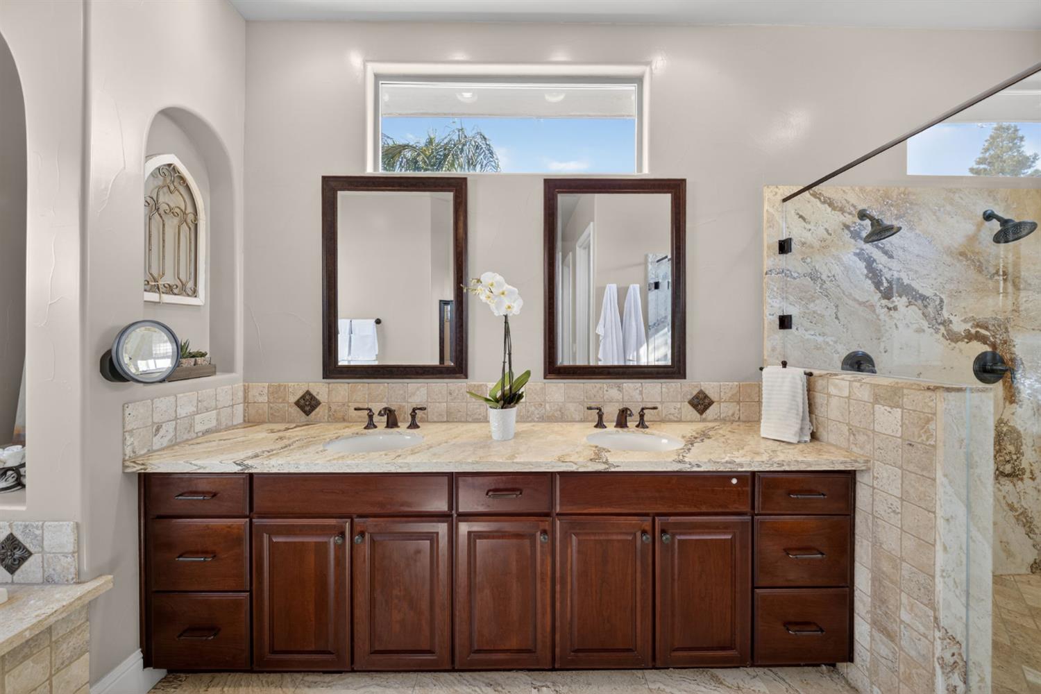 1783 E Clubhouse Drive, Fresno, CA, 93730