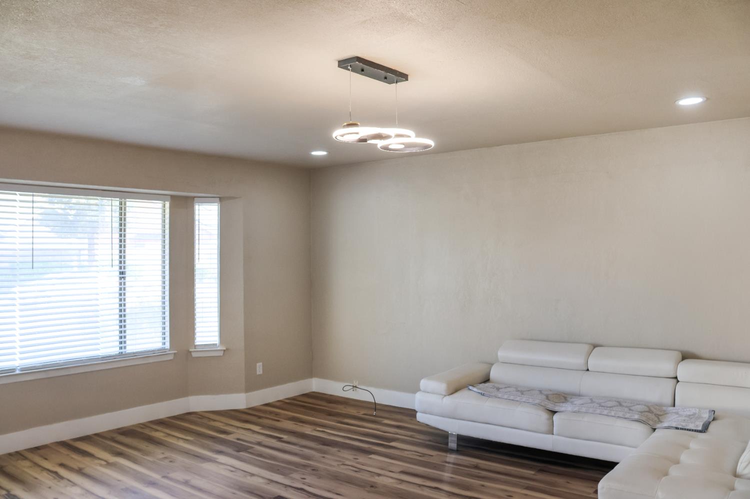 3043 N Brunswick Avenue, Fresno, CA, 93722