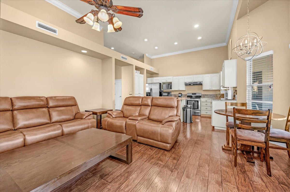 1779 E Niles Avenue, Fresno, CA, 93720