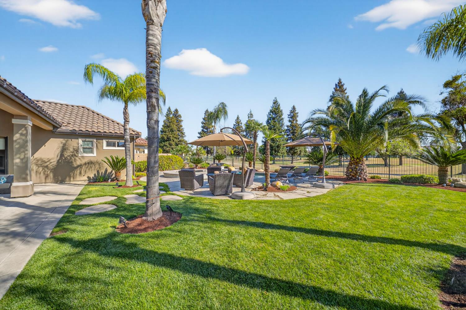 1783 E Clubhouse Drive, Fresno, CA, 93730