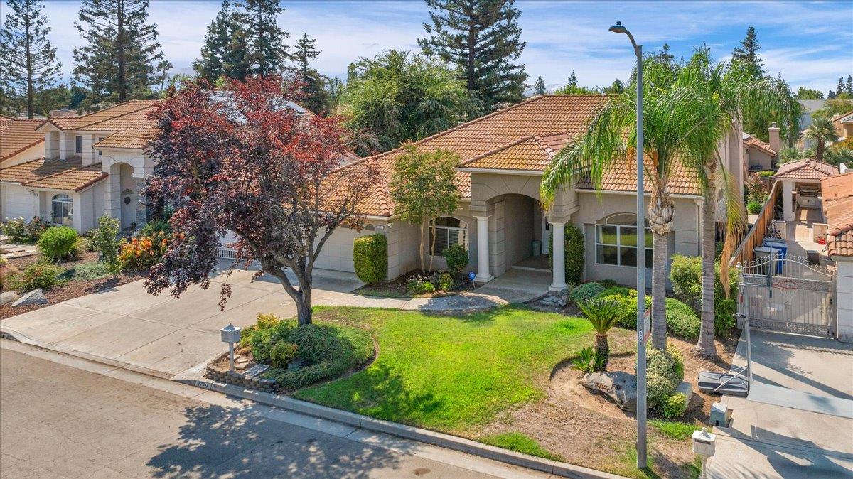 1779 E Niles Avenue, Fresno, CA, 93720