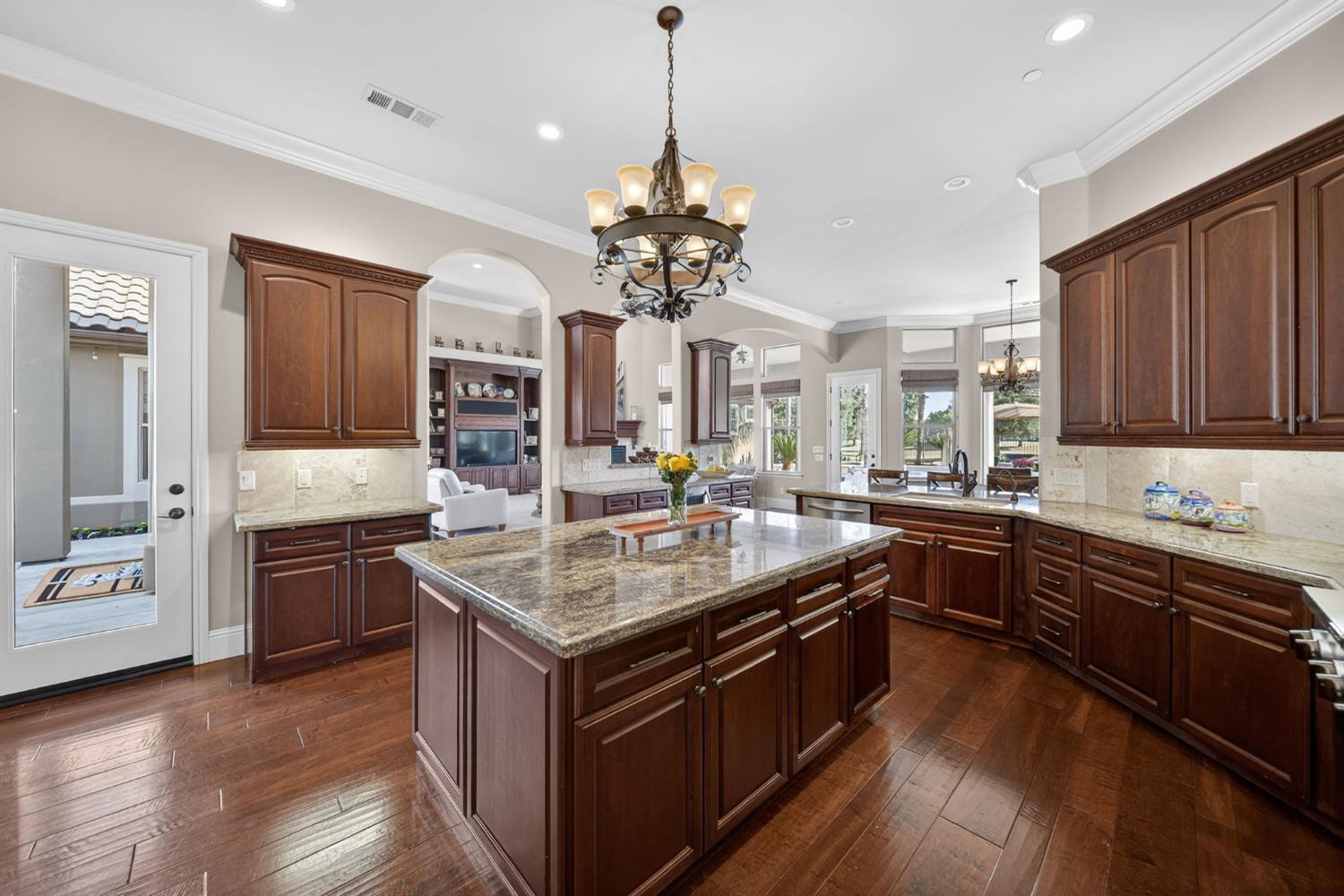 1783 E Clubhouse Drive, Fresno, CA, 93730