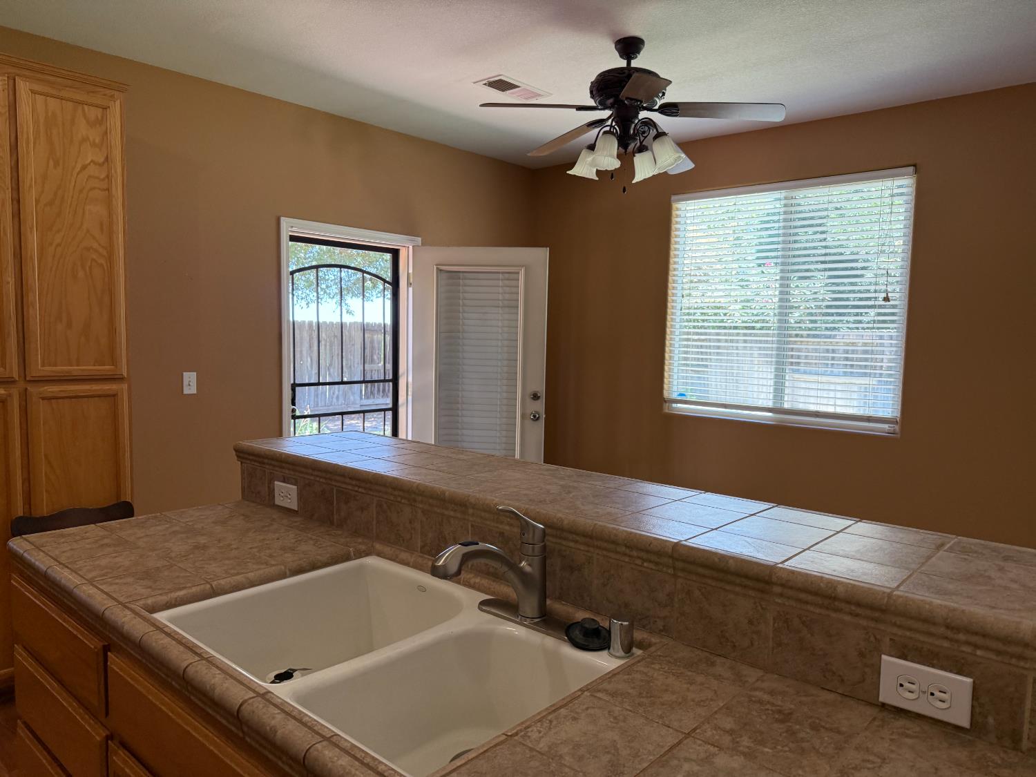 310 Wawona, Corcoran, CA, 93212