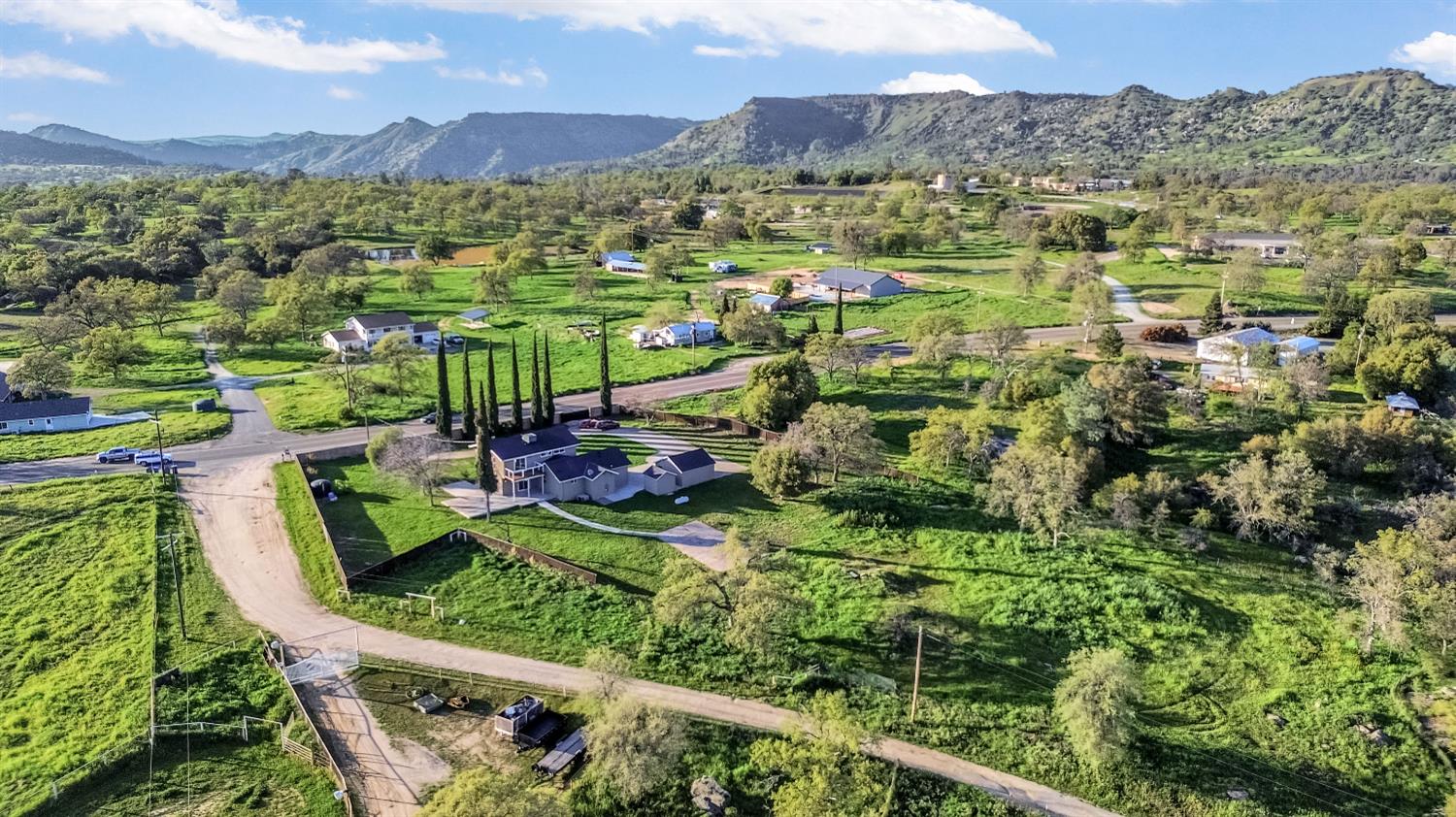 28718 Auberry Road, Prather, CA, 93651