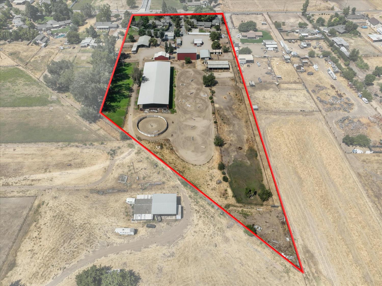 Single Family in Sanger - photo 2