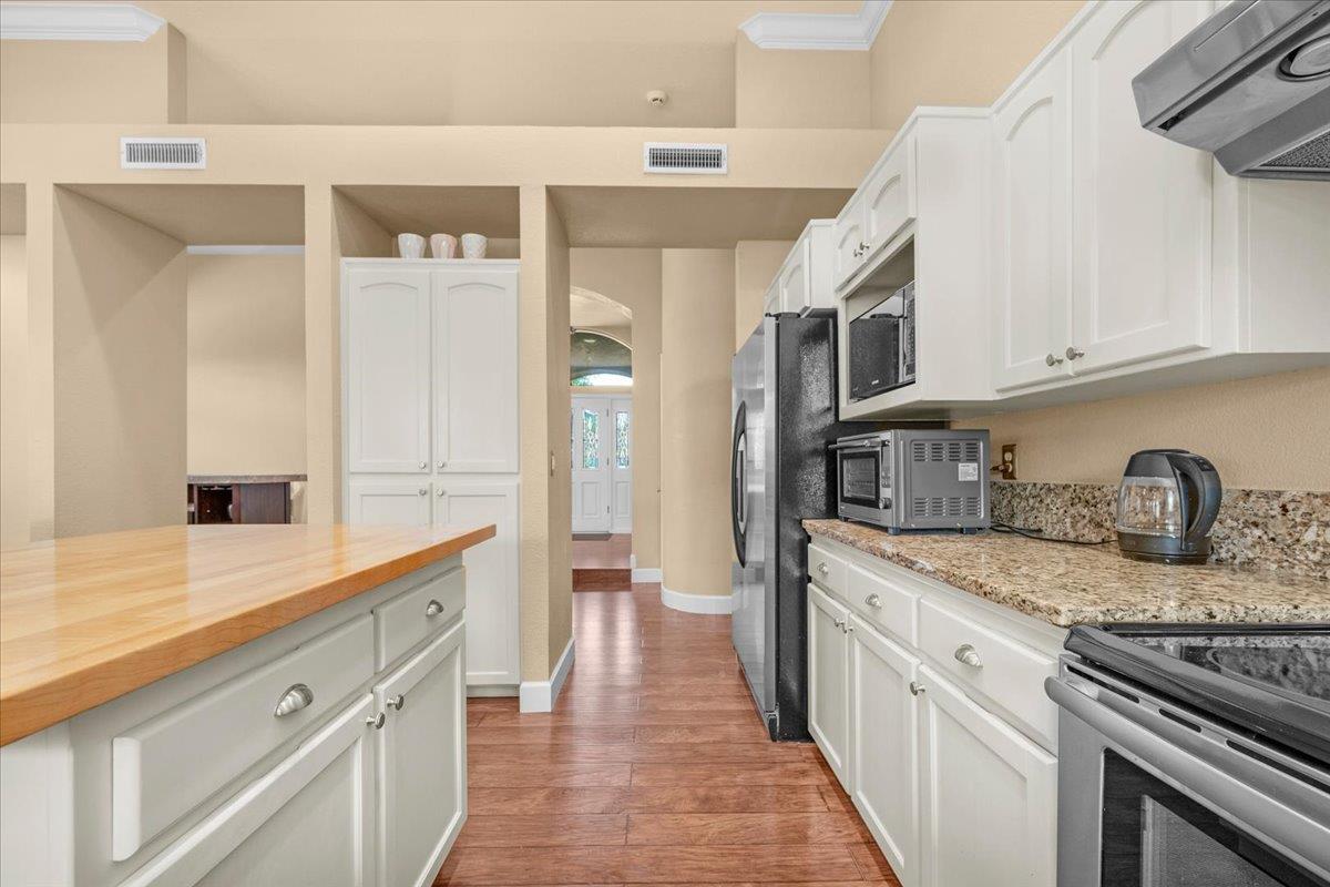 1779 E Niles Avenue, Fresno, CA, 93720