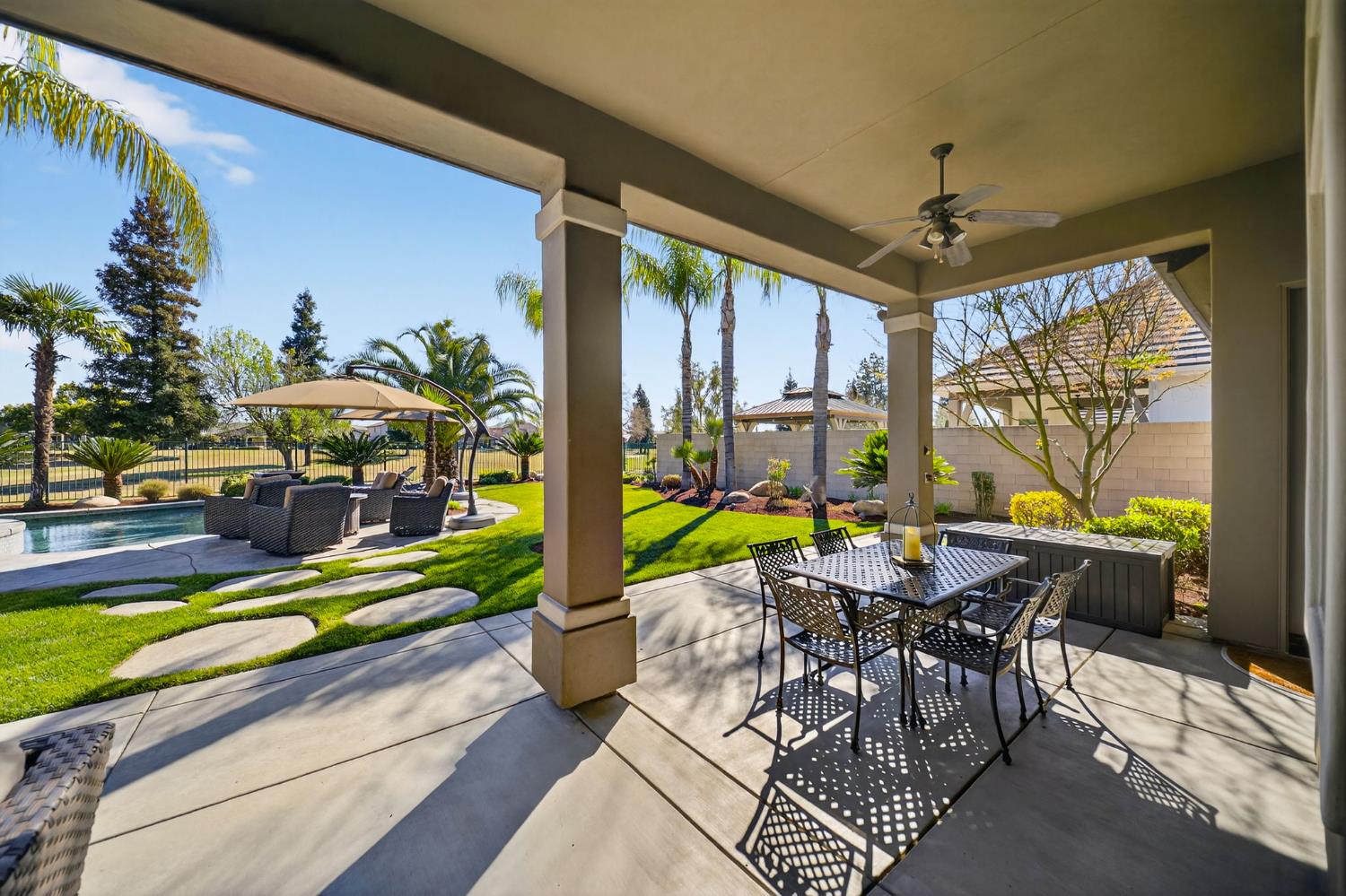 1783 E Clubhouse Drive, Fresno, CA, 93730