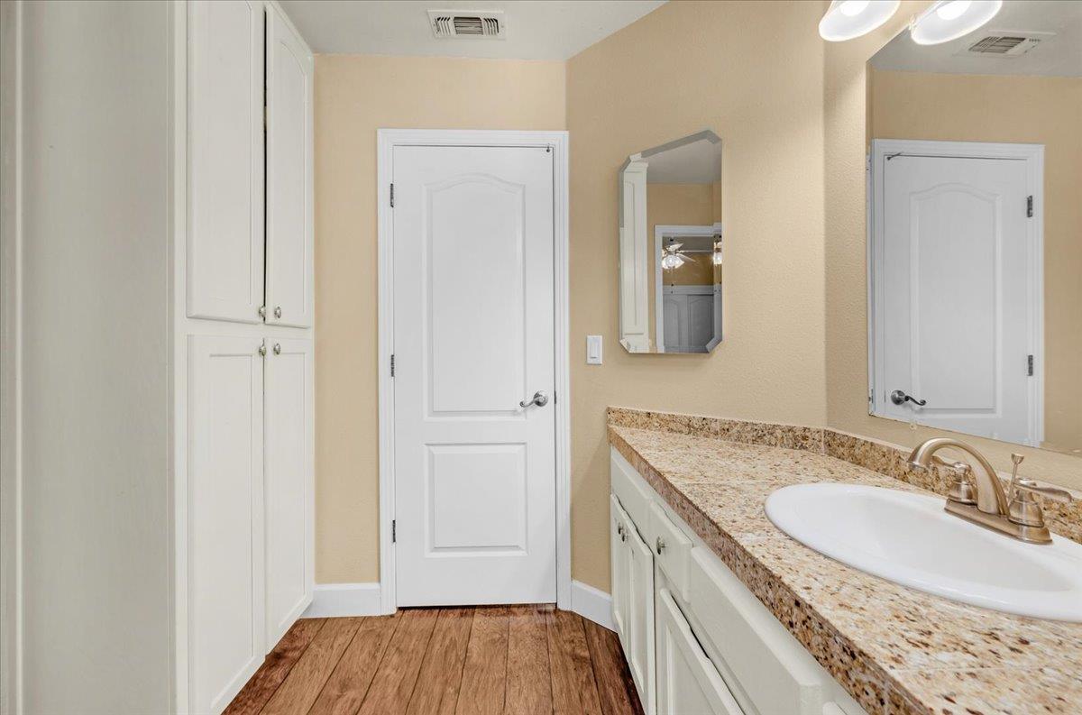 1779 E Niles Avenue, Fresno, CA, 93720