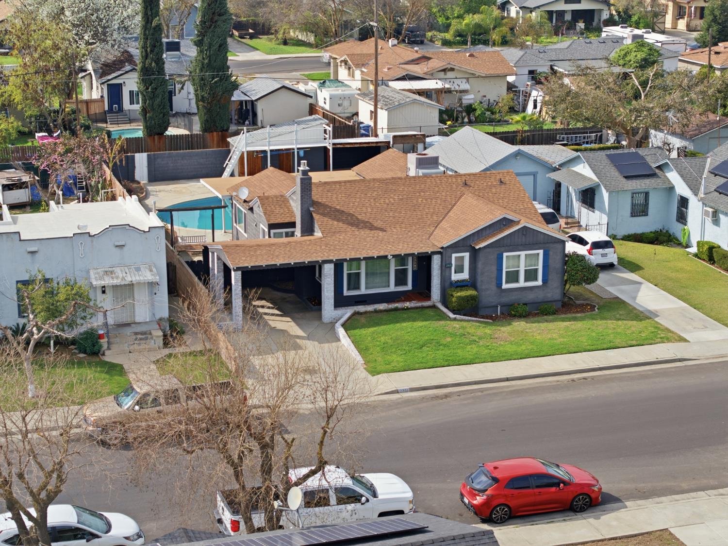 Single Family in Selma - photo 2