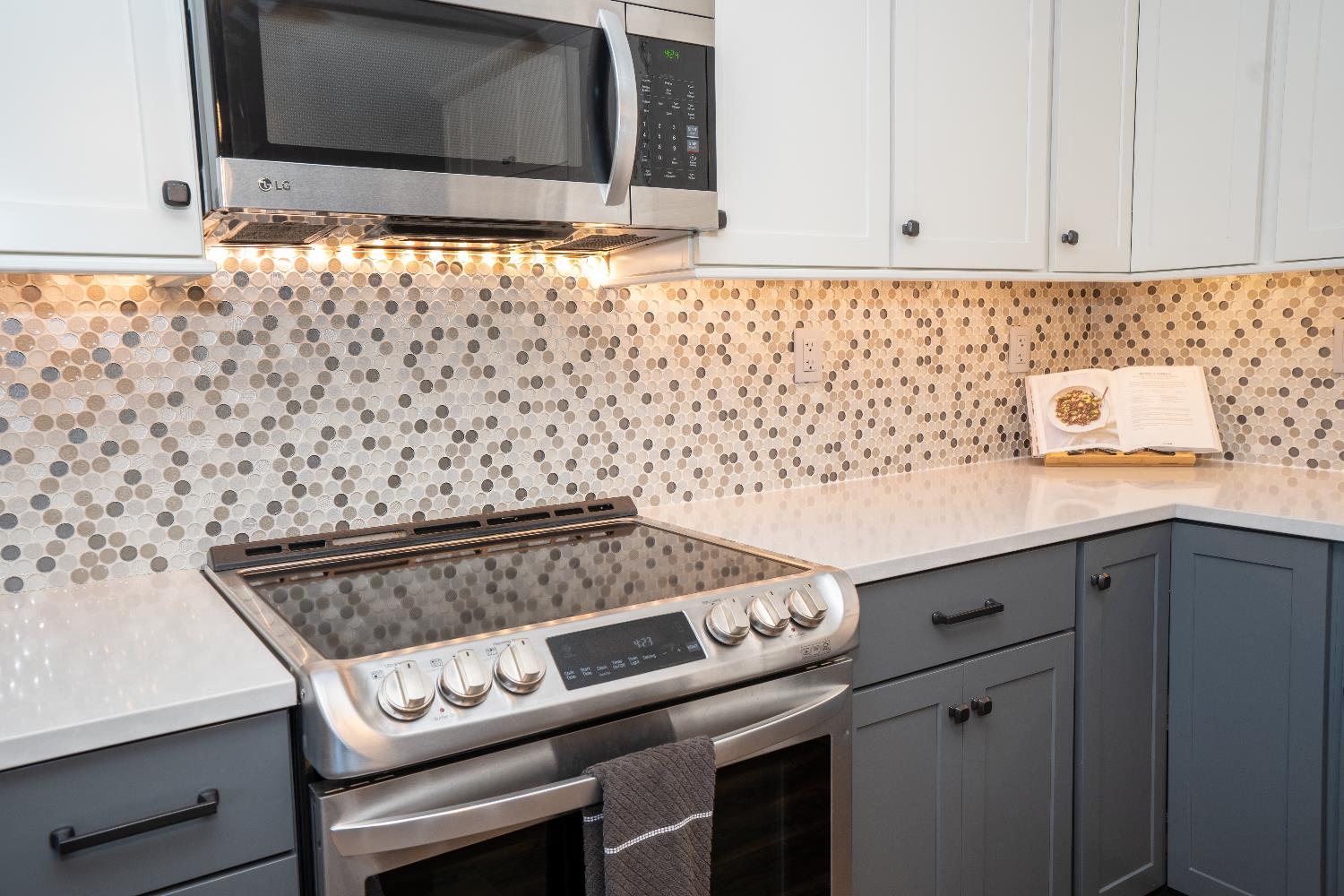 684 W Chennault Avenue, Clovis, CA, 93611