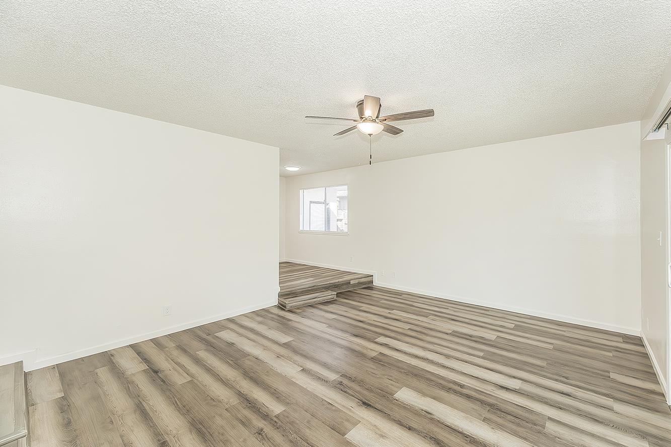 916 W Holland Avenue, Clovis, CA, 93612